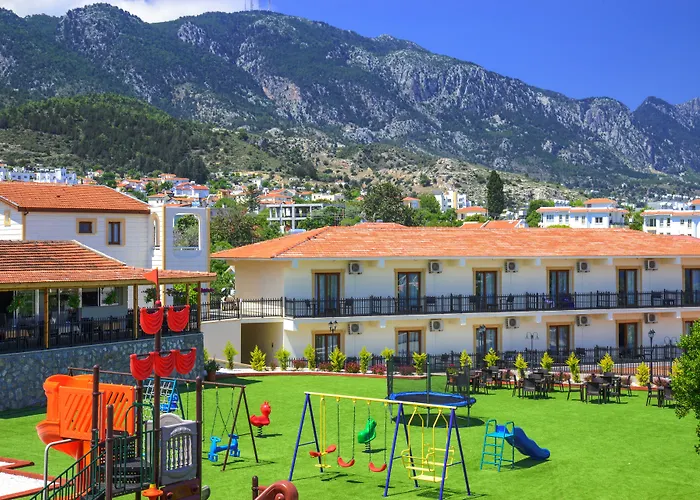 Riverside Garden Resort Karavas 